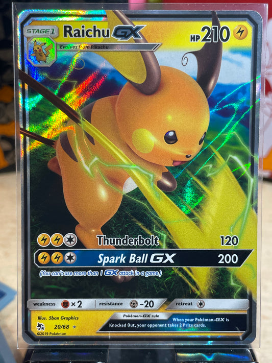 2019 Raichu GX #20 Hidden Fates