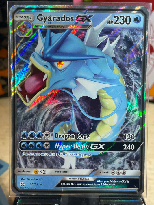 2019 Gyarados GX #16 Hidden Fates