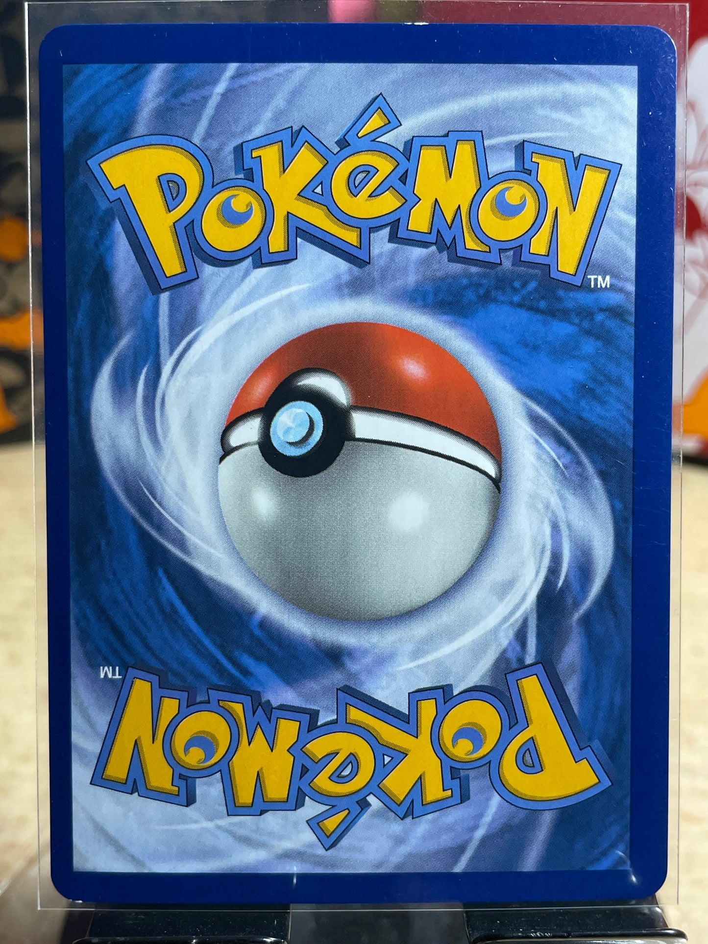 2022 Pidgeot V #137 Lost Origin