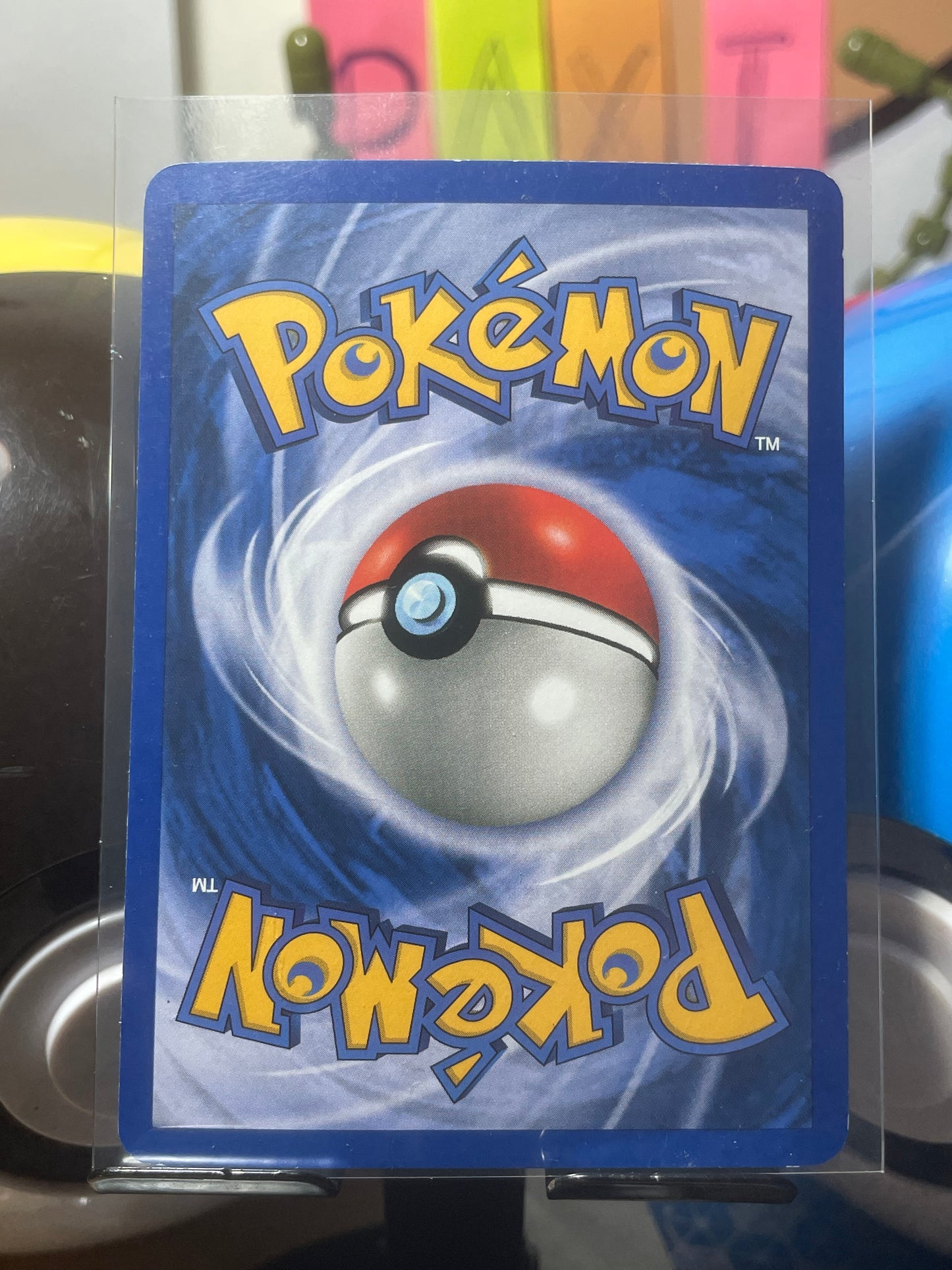 2000 Hitmonchan #8 Base Set 2 [Creased]