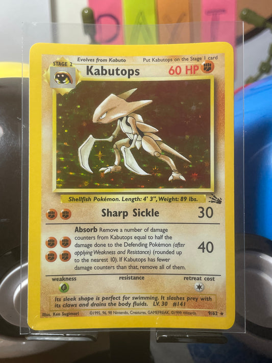 1999 Kabutops #9 Fossil [MP+]